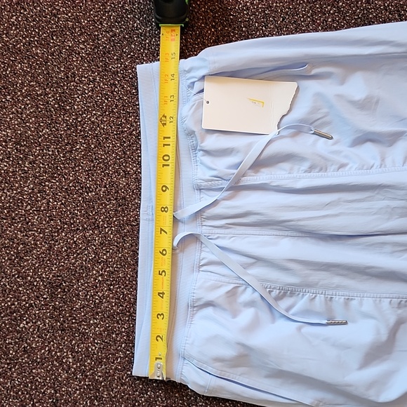 Lululemon Cargo Jogger Size SP - Picture 9 of 12